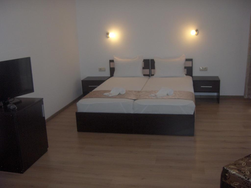 Krasteva House Hotel Berkovitsa Kamer foto